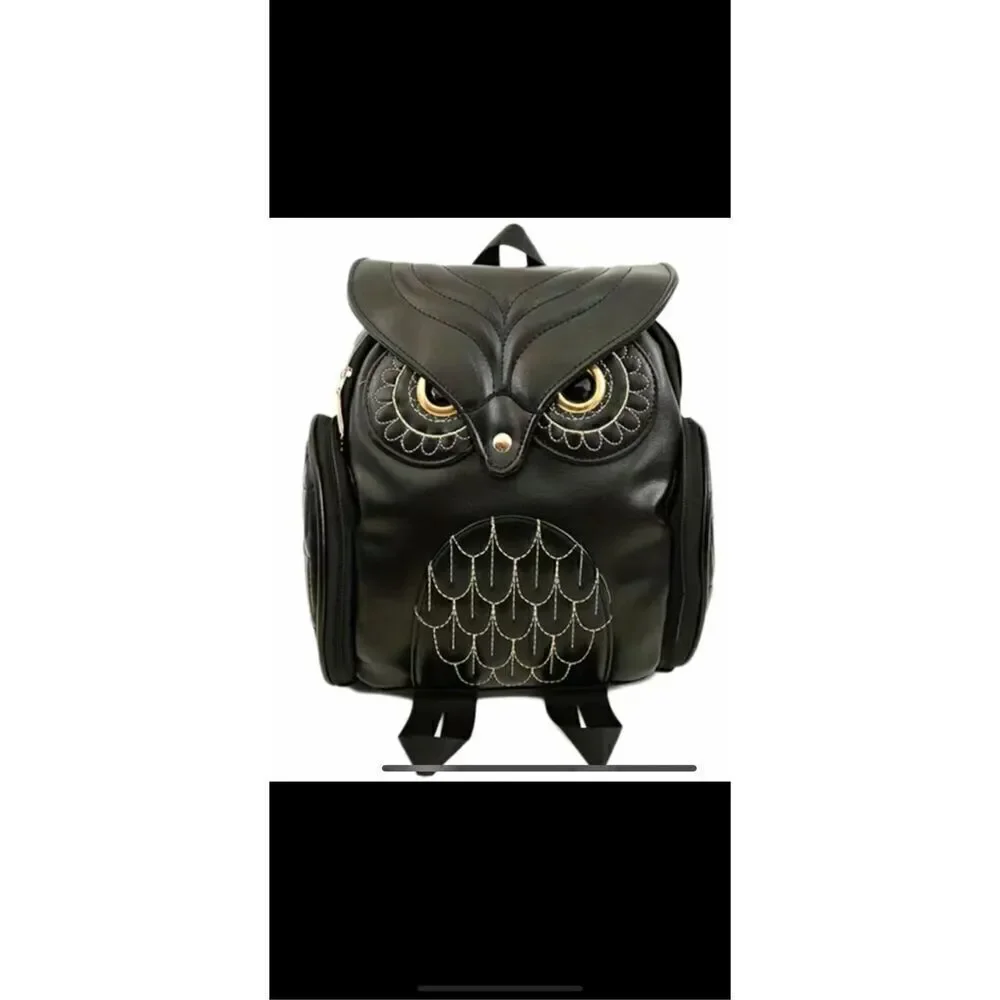 Black Owl Backpack with adjustable straps, soft, PU, leather versatile, travel b